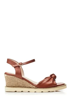 'Prisca' Porvair Wedges