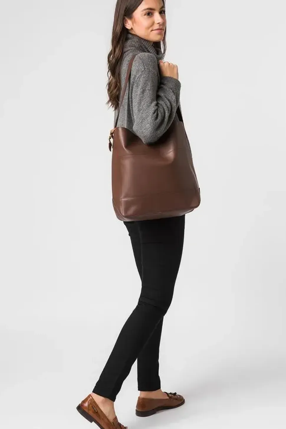 'Reynolds' Leather Shoulder Bag