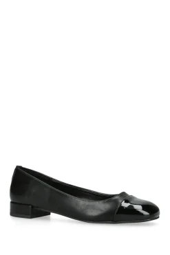 'Riviera' Flats