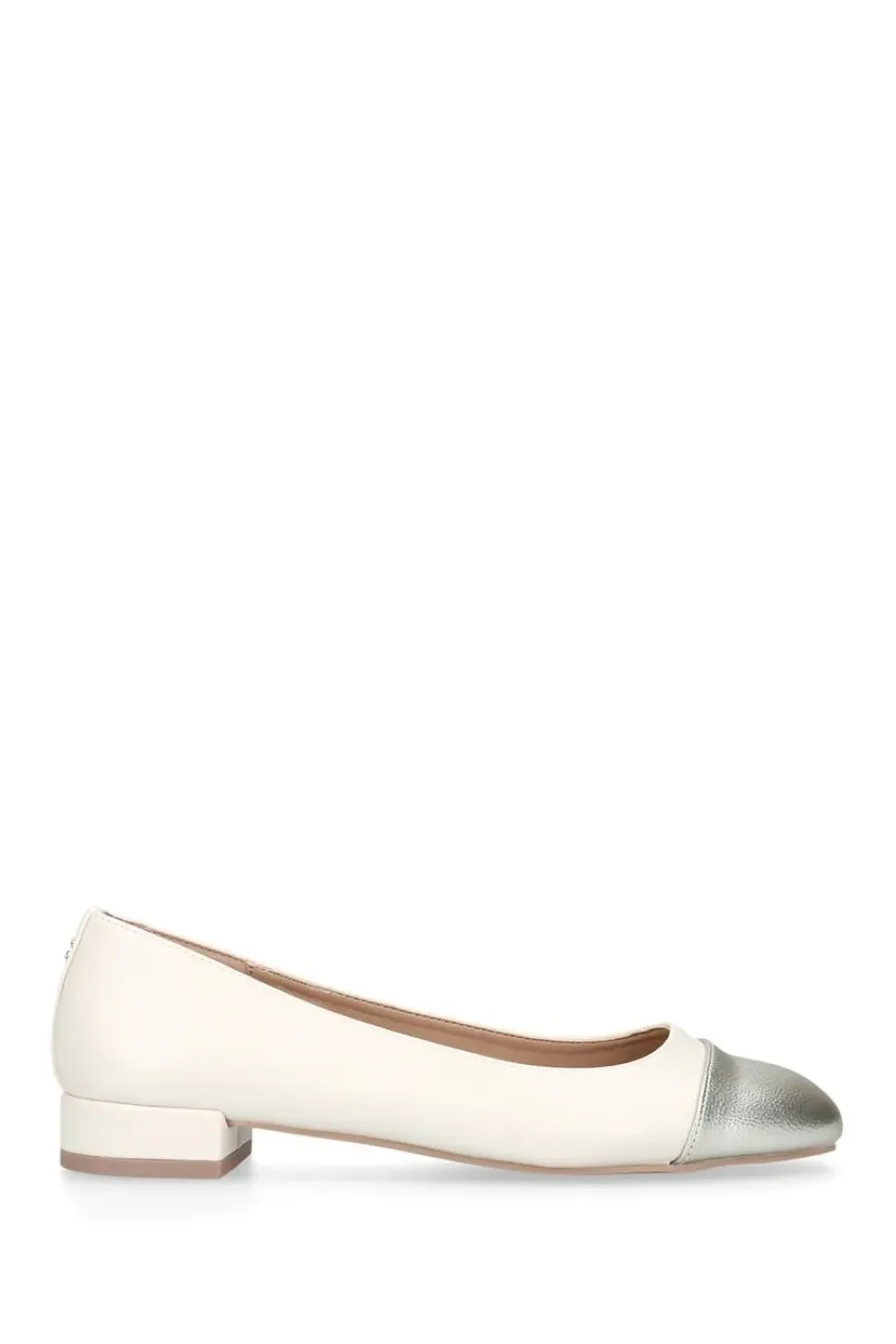 'Riviera' Flats