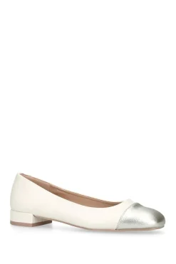 'Riviera' Flats