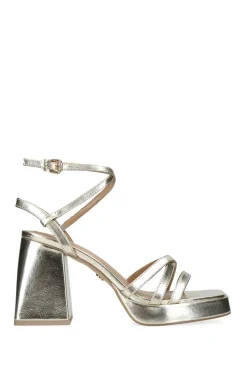 'Samar'  Heels