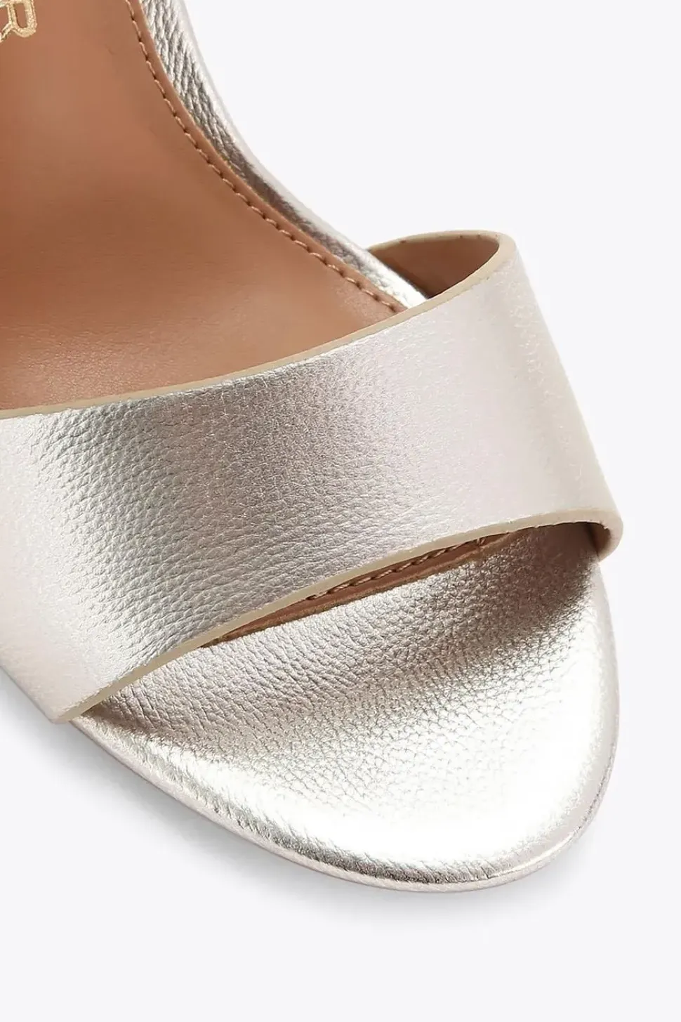 'Sutton2' Heels