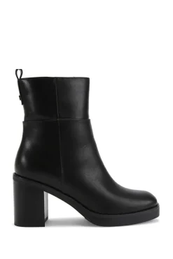 'Thatch' Boots
