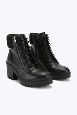 'Tomi' Boots