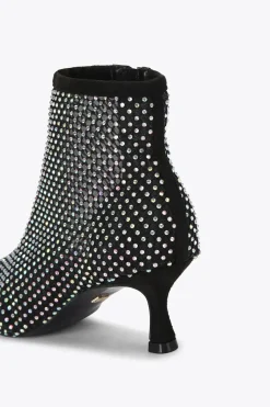 'Trust'  Boots