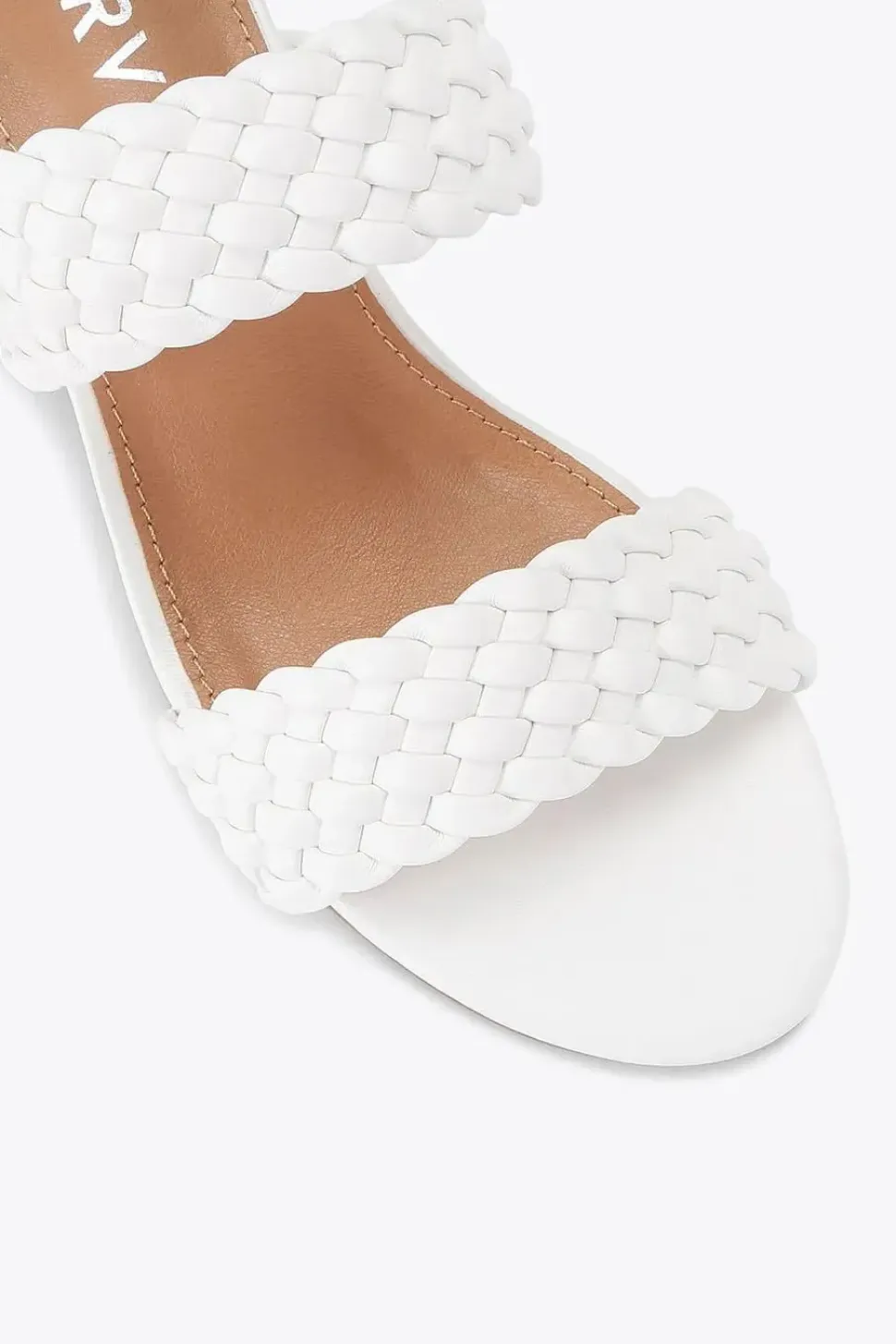 'Twisted' Heels