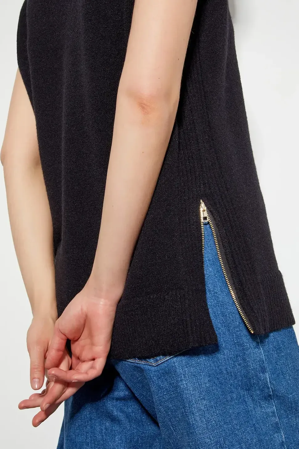 Zuri Zip Detail Knit Tabard Black